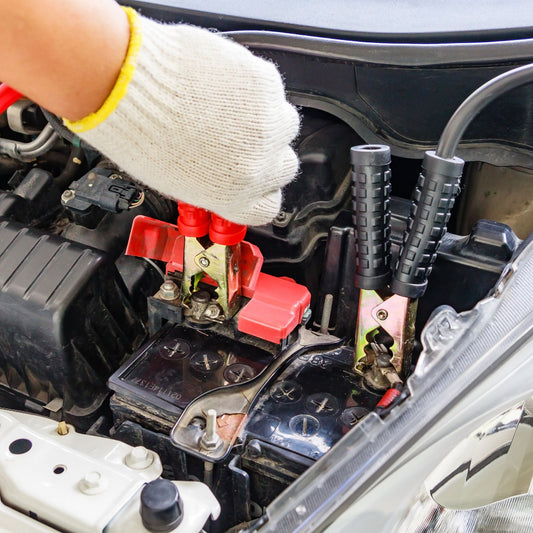 Dead battery in Oshawa? Sparky Express offers 24/7 car jump start service.